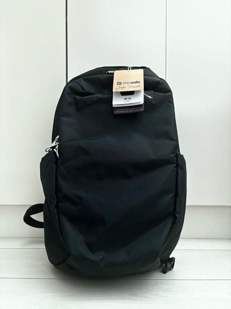 タグ付き新品 pacsafe VIBE 25 リュック 60301100