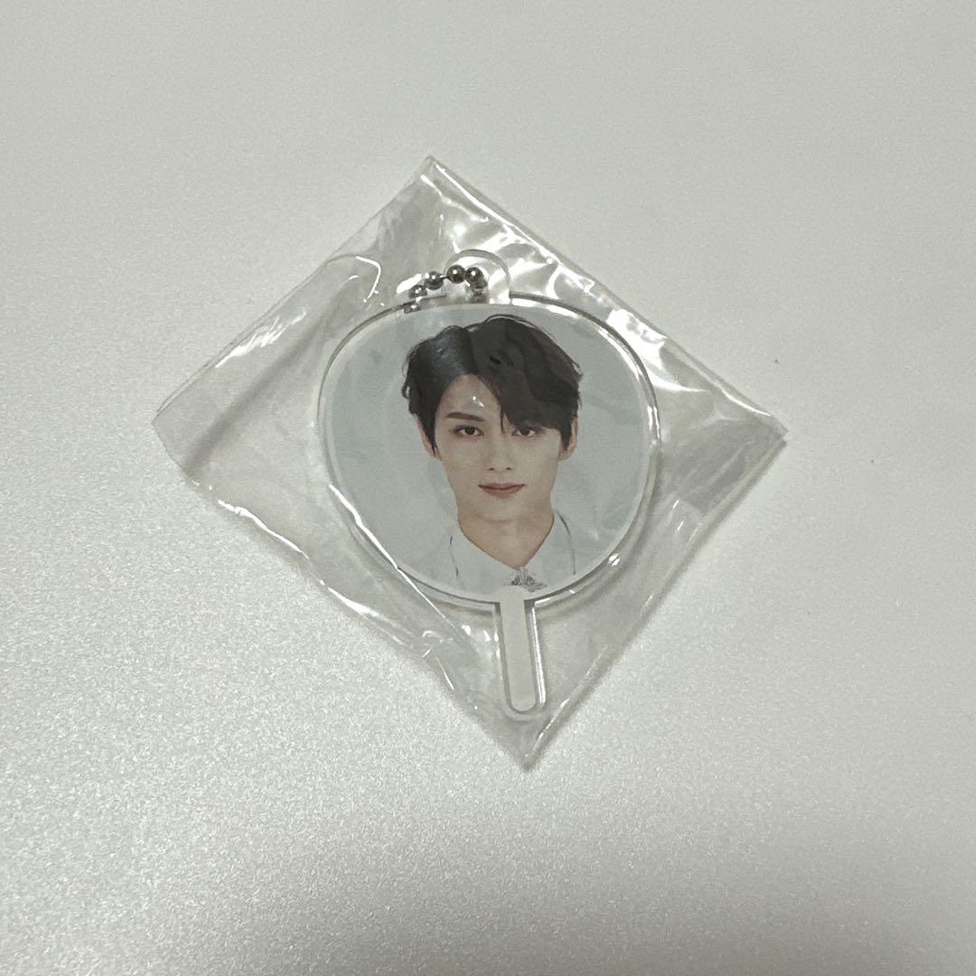 【公式】SEVENTEEN ジュン　缶バッジ　ストラップ　まとめ売り