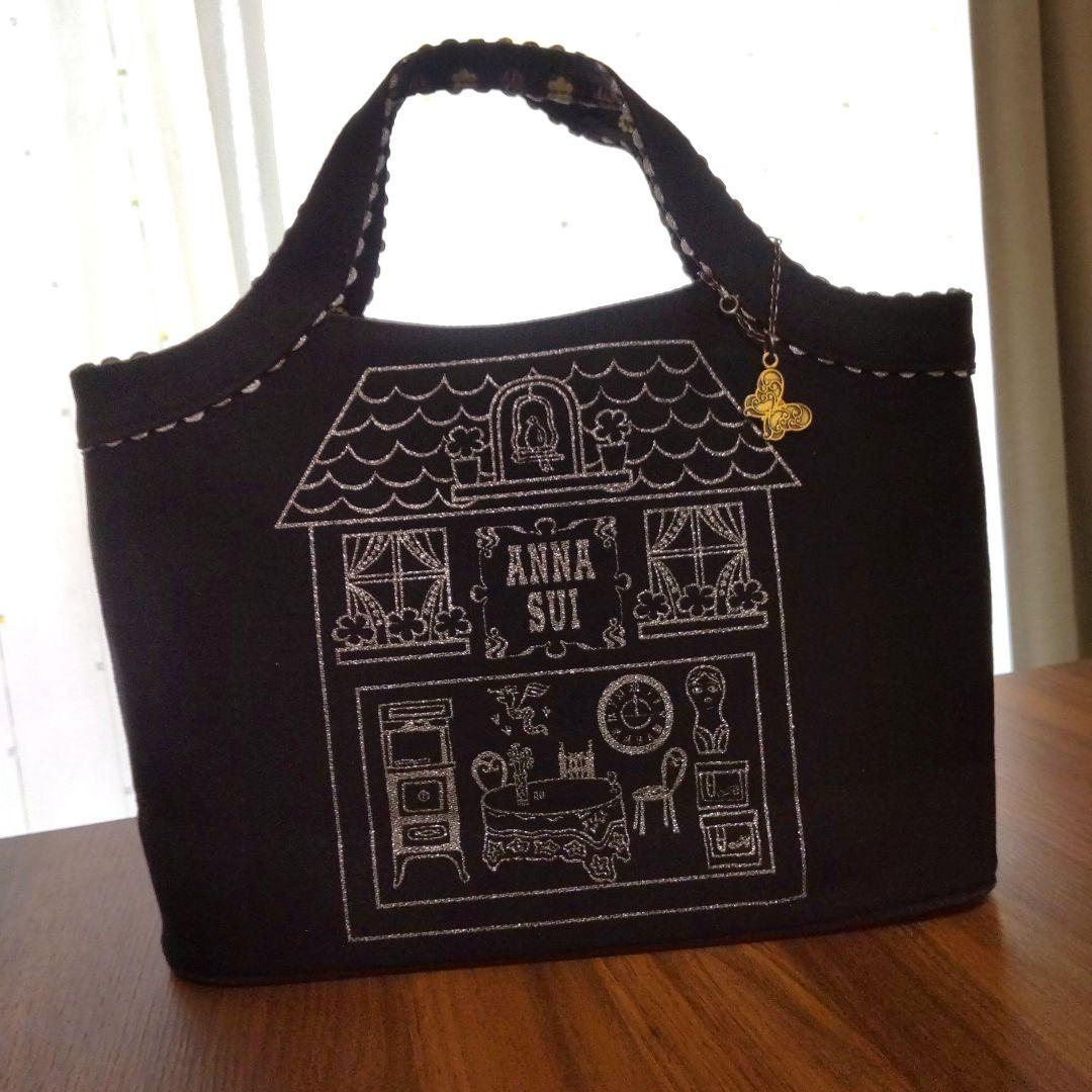 ANNA　SUI　ドールハウス柄トートバッグ　蝶のチャーム付き　アナスイ