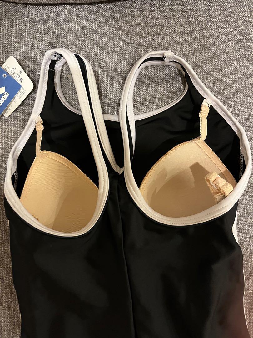 アリーナ水着　新品未使用