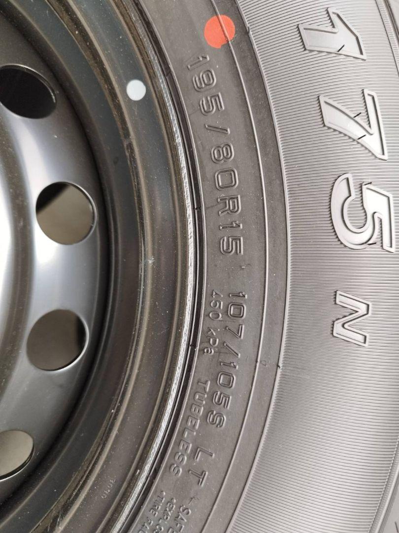 トヨタ 200系ハイエース 純正 15in 6J ダンロップ195/80R15