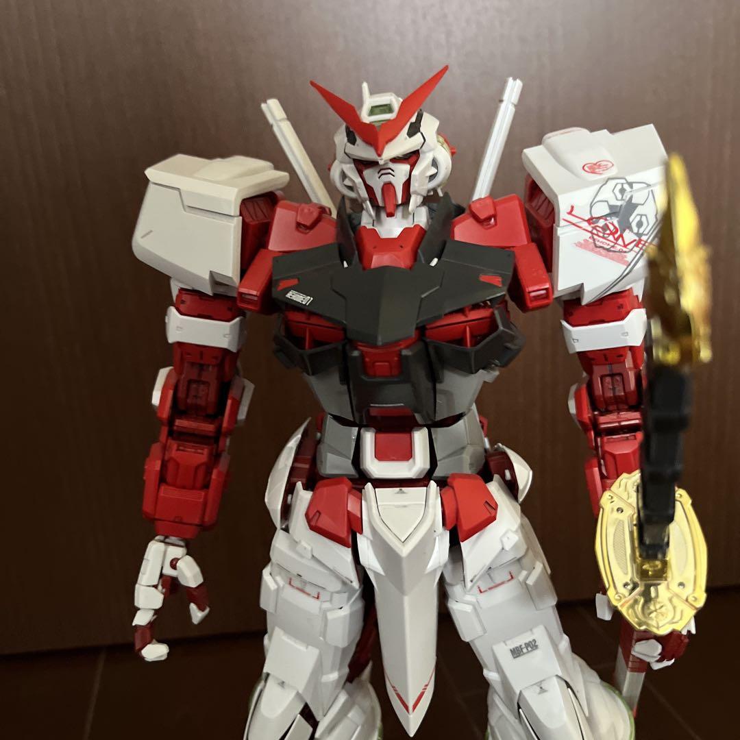 PG ガンプラ アストレイレッドフレーム完成品