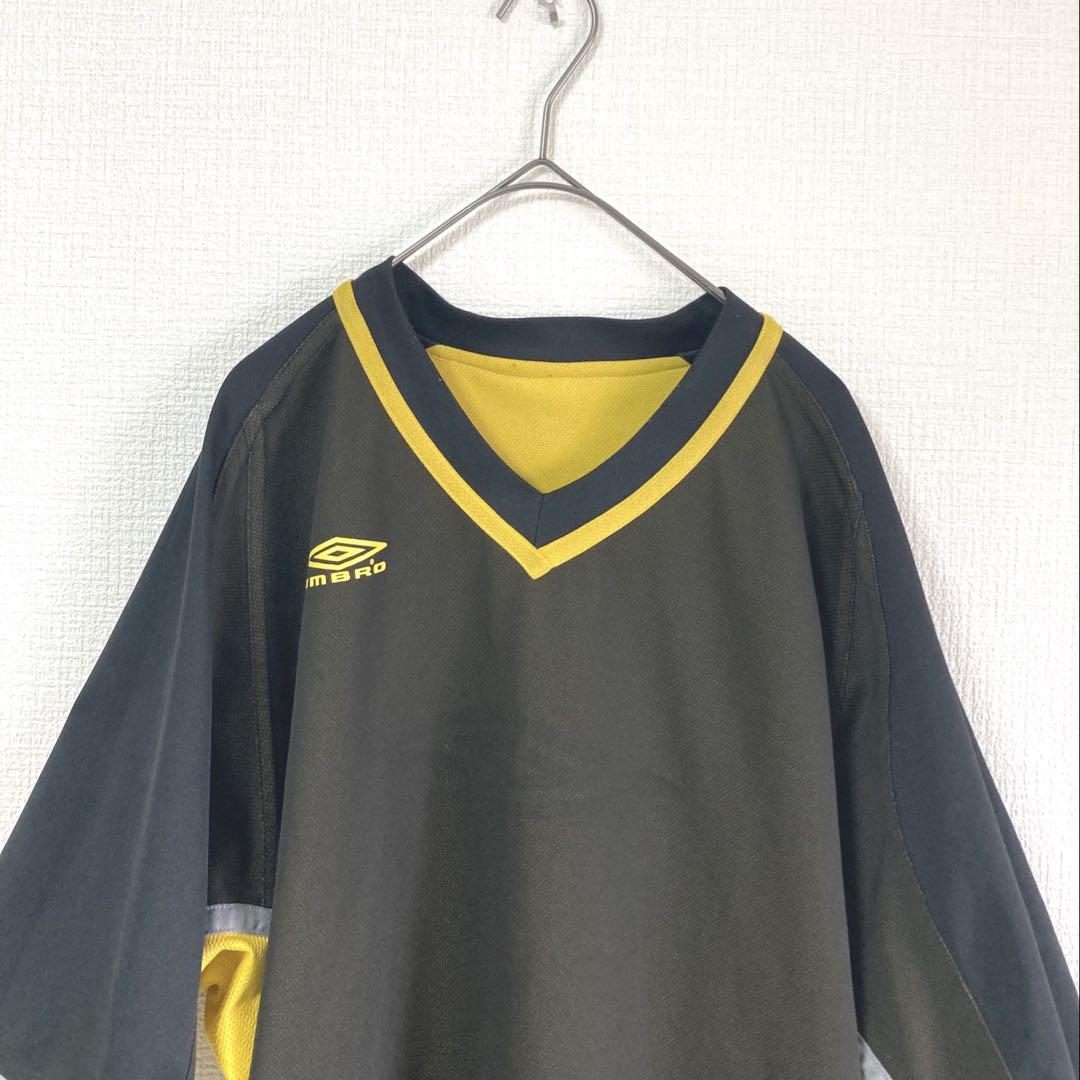 UMBRO ゲームシャツ　リバーシブル