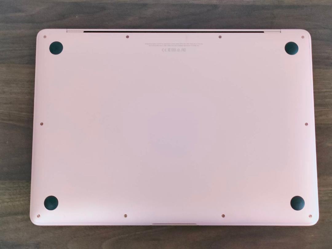 MacBook Air 2108 13インチ 1TB 充電56回 Q6