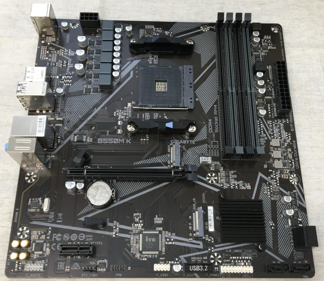 動作未確認GIGABYTE B550M K マザーボード AMD AM4対応 - メルカリ