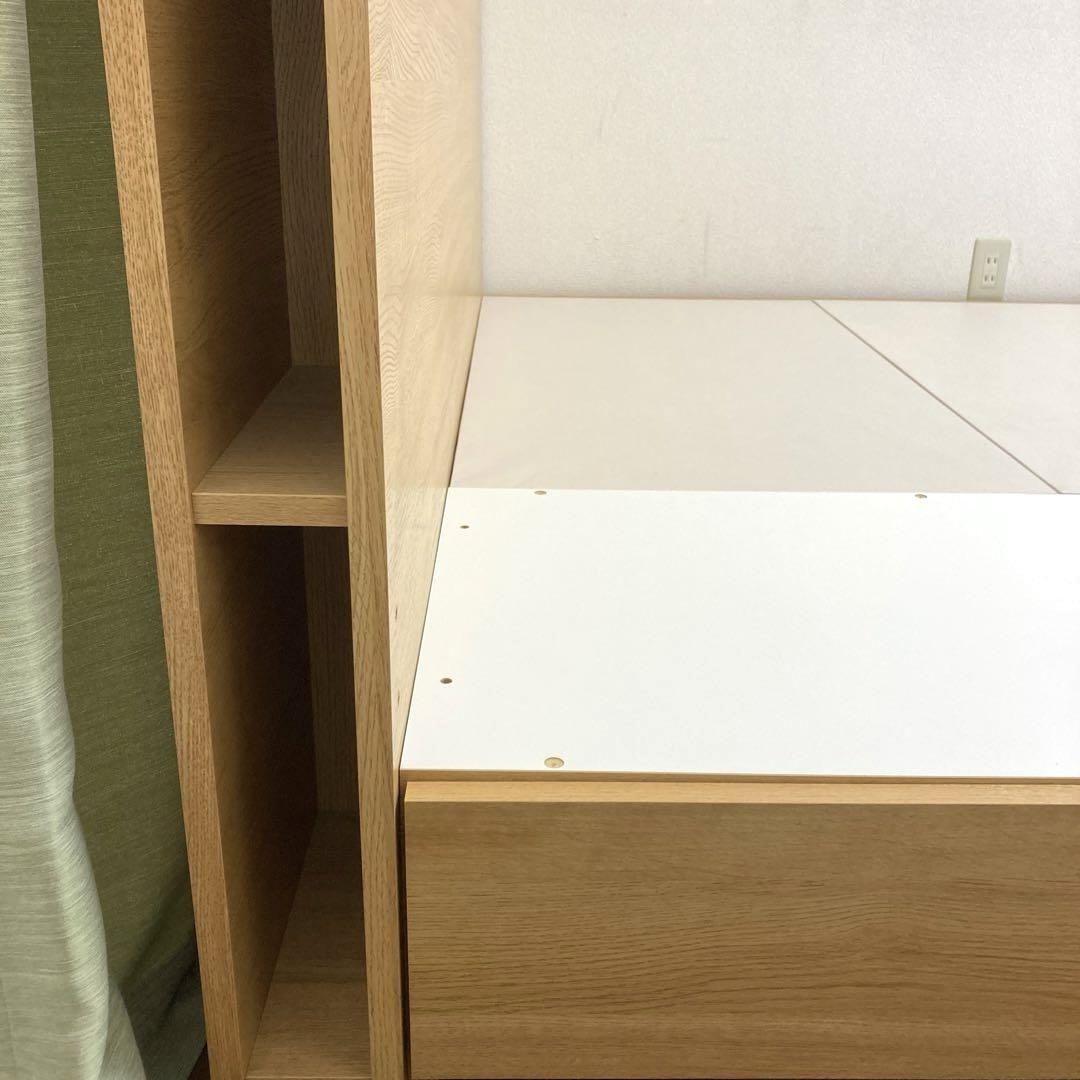 収納コンセント付きクイーンサイズベッドフレームを