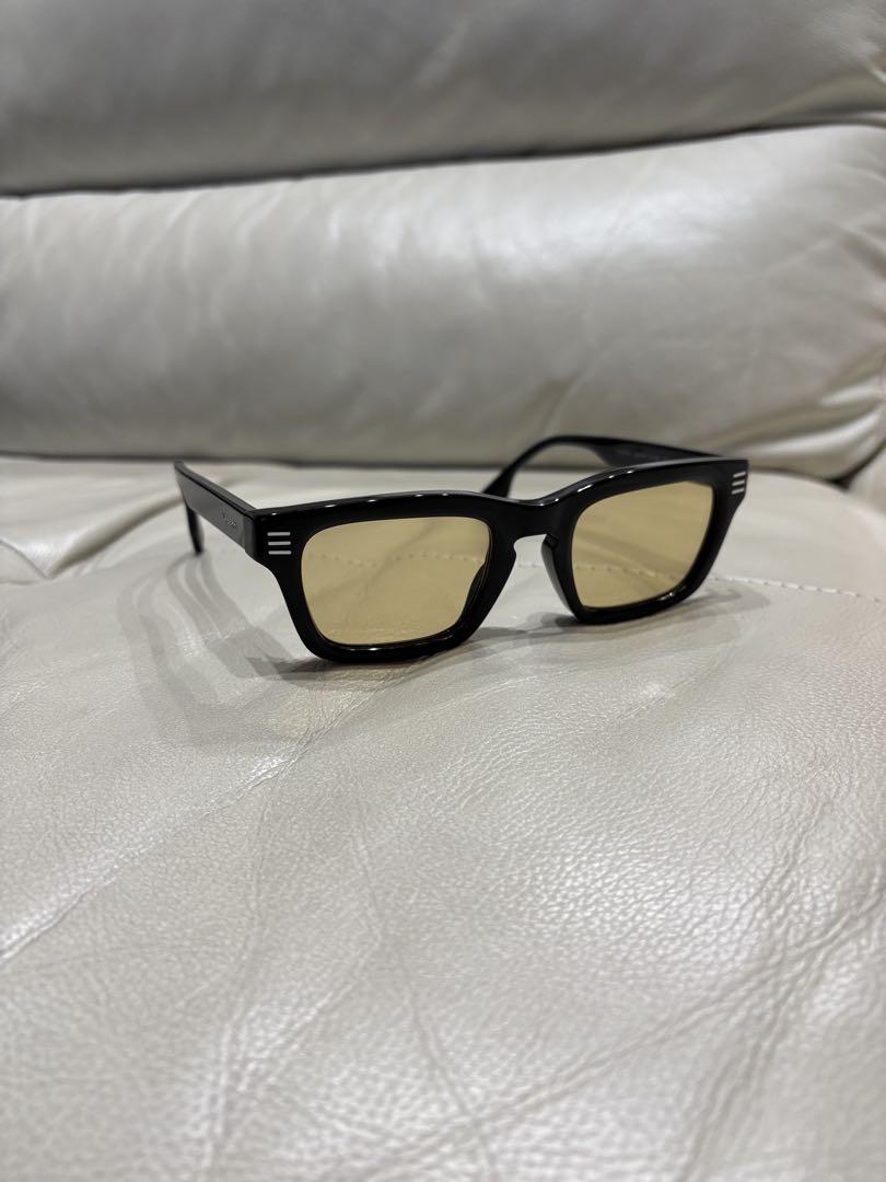 美品）バーバリー サングラス