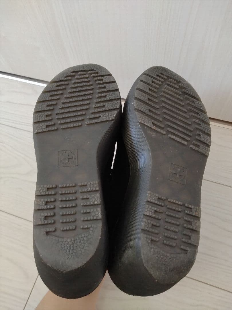 ドクターマーチン 厚底シューズ FENELLA 玄関先迄納品 www.archeofood.com