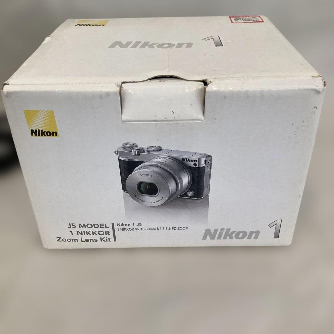 Nikon 1 J5 ミラーレス一眼