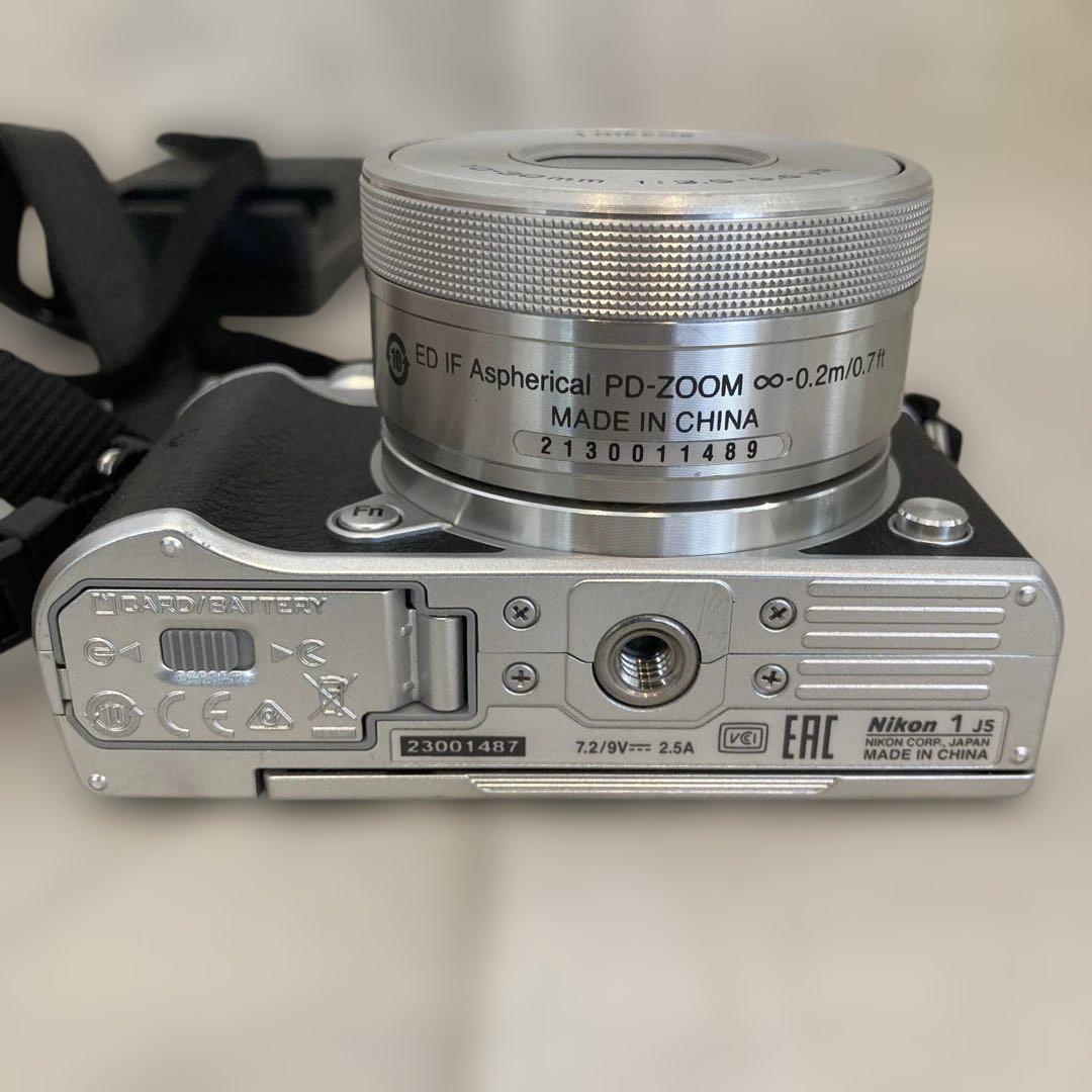Nikon 1 J5 ミラーレス一眼
