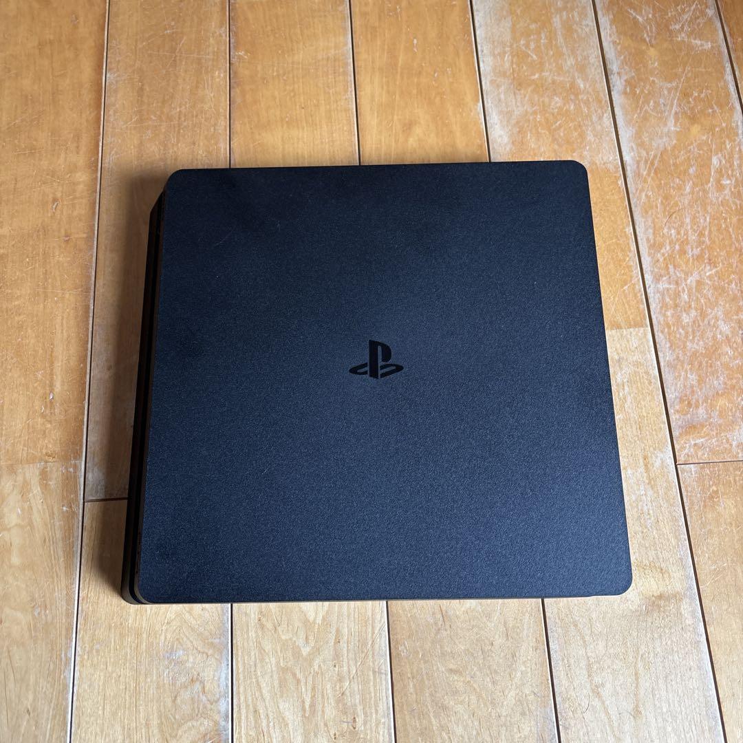 中古即納】[PS4](本体) プレイステーション4 プロ PlayStation4