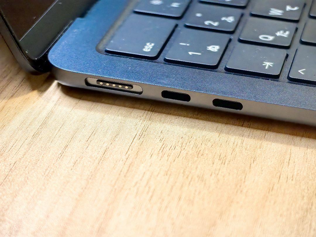Apple MacBook Air M2 ミッドナイトブルー　8g/256g