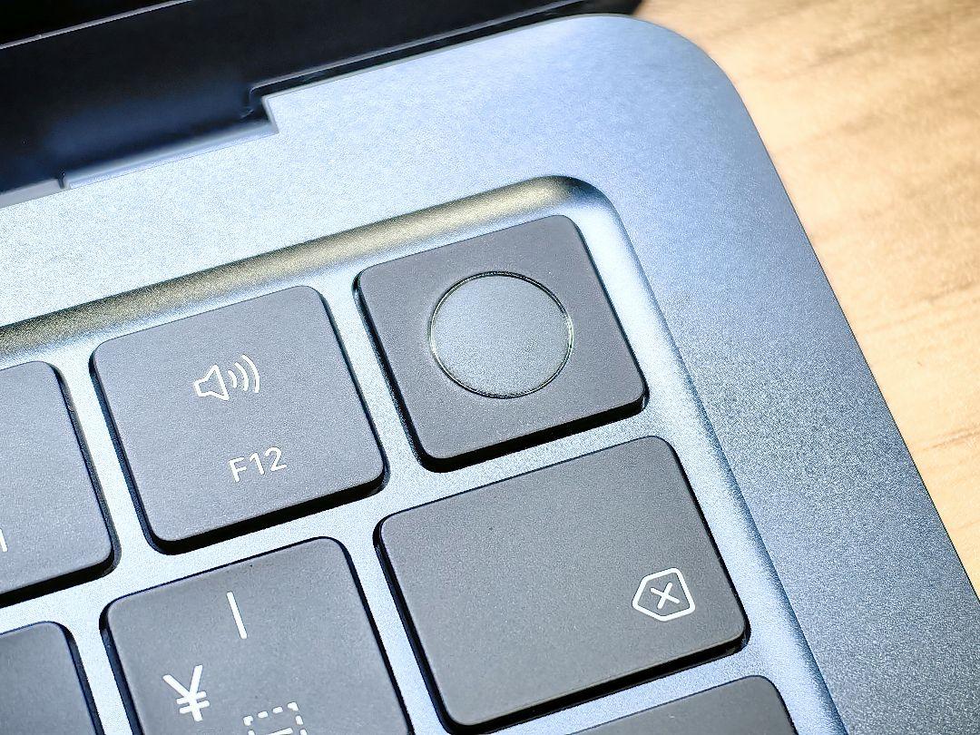 Apple MacBook Air M2 ミッドナイトブルー　8g/256g