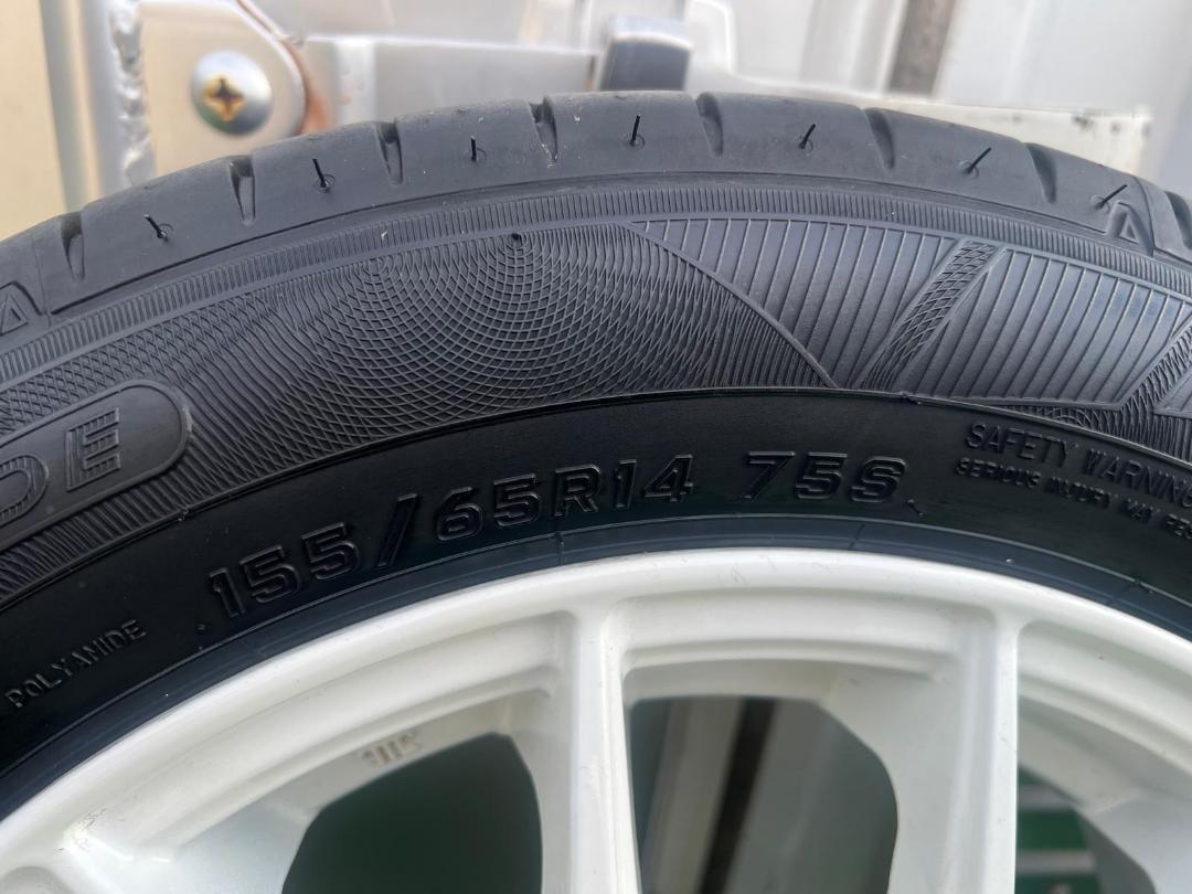 ゼファー14インチホイール14x4.5、2023年モデル155/65/14タイヤ