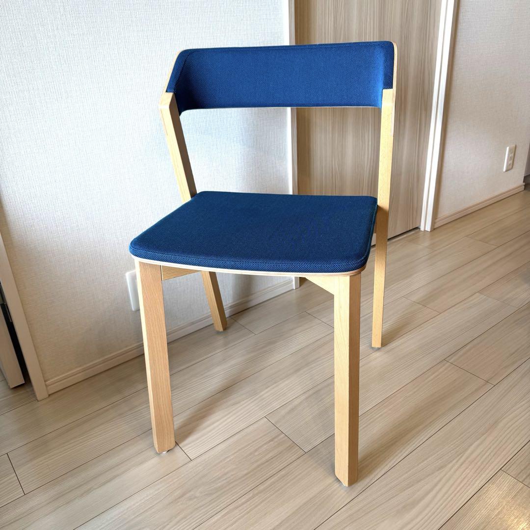 TON（トン） Merano（メラーノ） 椅子チェア 座面背面クッション仕様 A