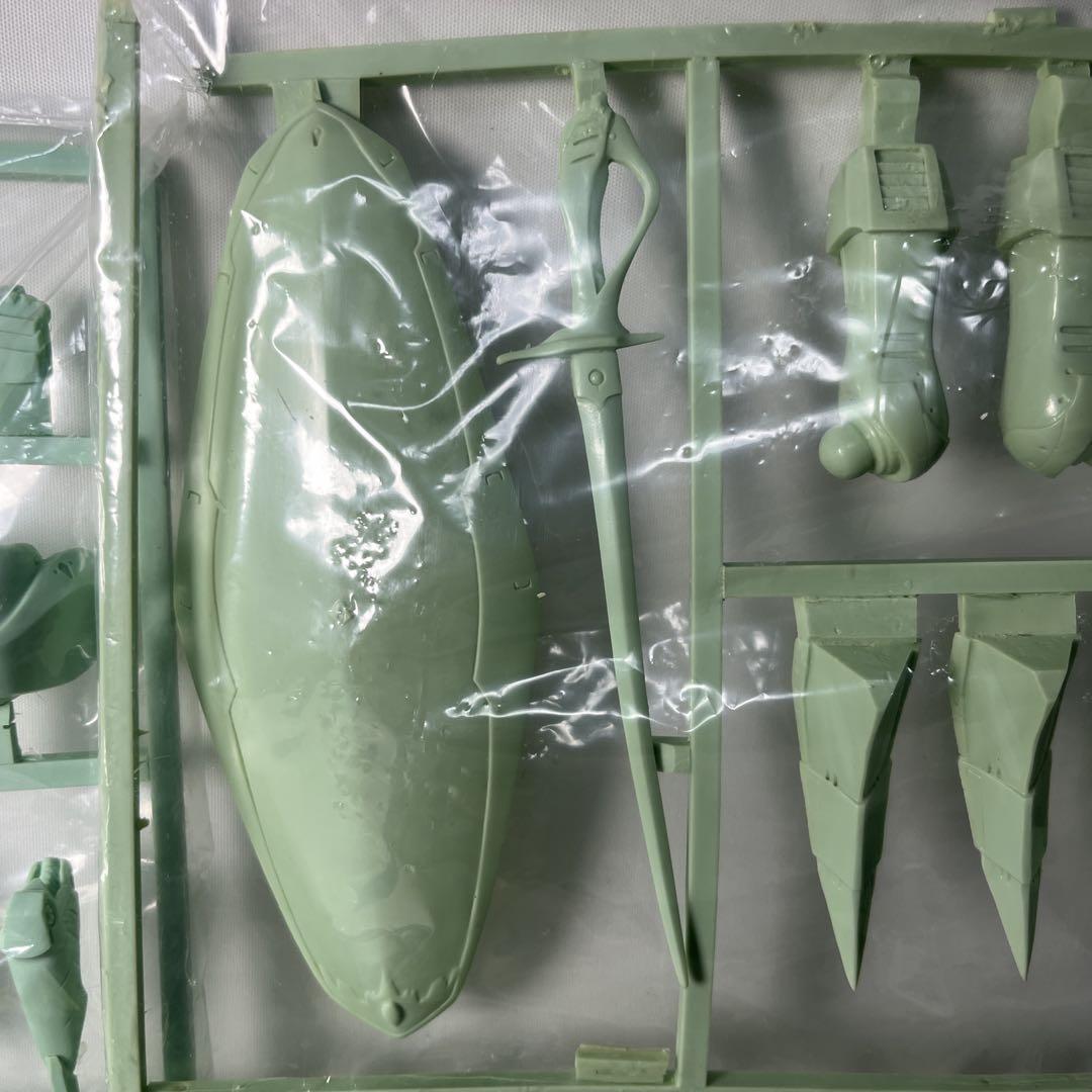 o*o様 ボークス 1/100 レッドミラージュ バビロンズ 生嶋毅彦氏原型　現