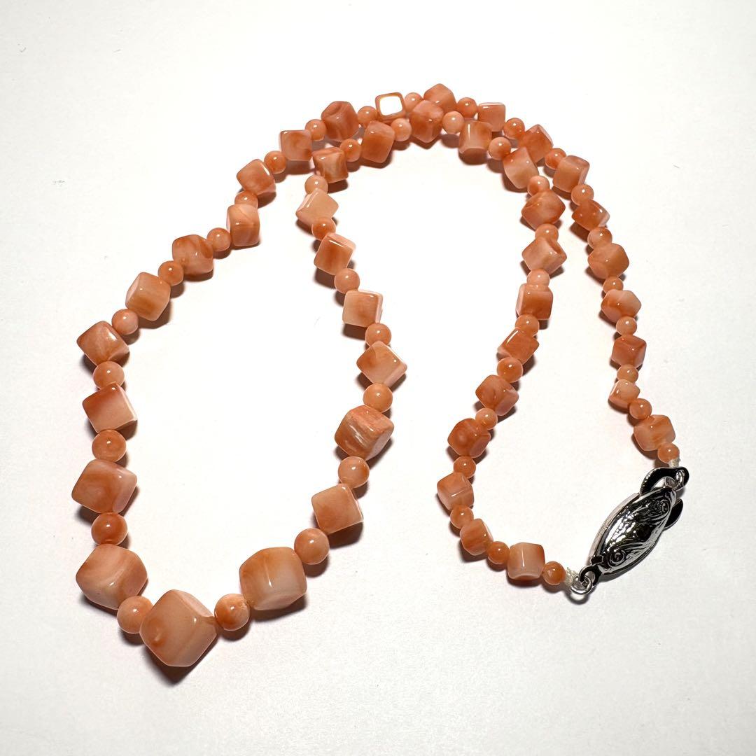 おすすめプライズ｜株式会社タイトー 天然桃珊瑚ネックレス - キューブデザイン×シルバーメッキ金具 アクセサリー