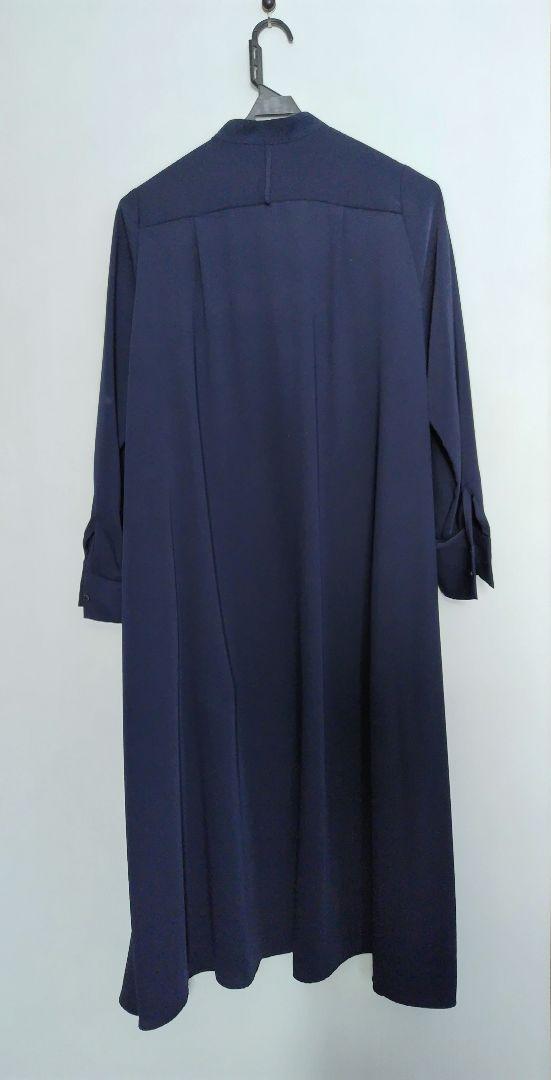 Graphpaper Satin Band Collar Dress ネイビー