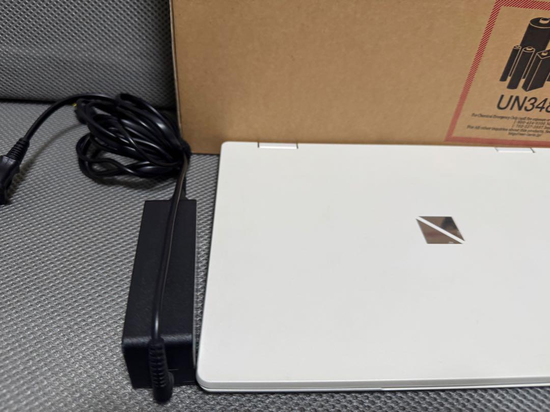 【軽量モバイルPC】LAVIE NM150/KAW 12.5型 SSD128GB 軽量モバイルPC LAVIE NM150/KAW 12.5型/SSD128GB