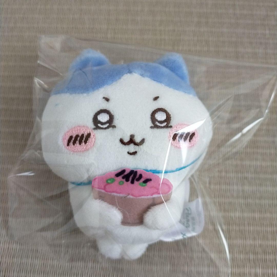 ちいかわ♡ハチワレだらけマスコットぬいぐるみ - メルカリ ちいかわ♡ハチワレだらけマスコットぬいぐるみ - メルカリ