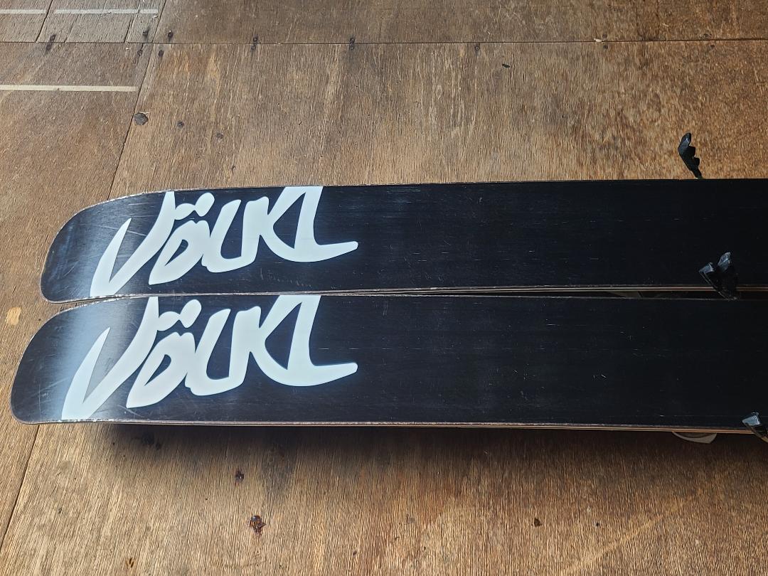 スキー 185 VOLKL KURO + MARKER BINDING
