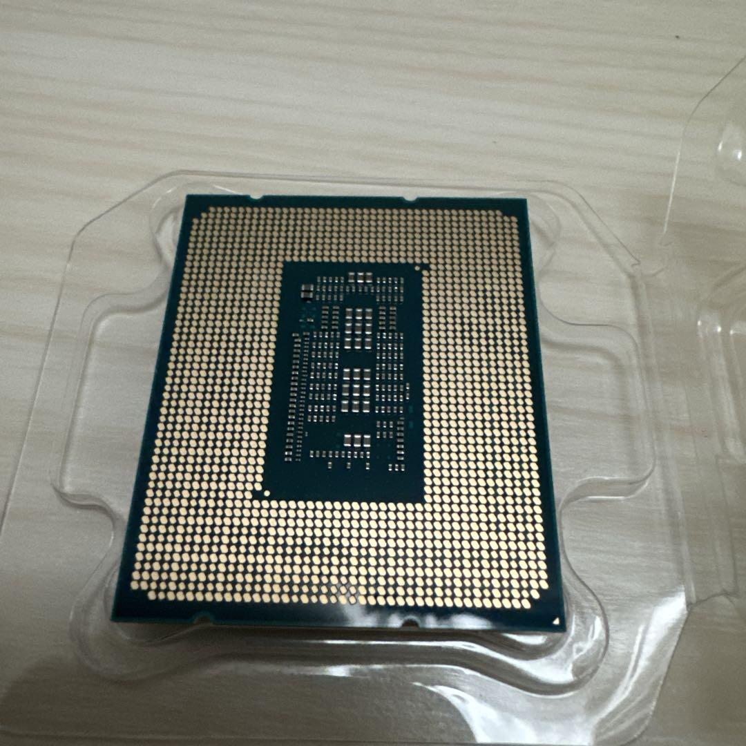 Intel Core i7-12700K 12世代
