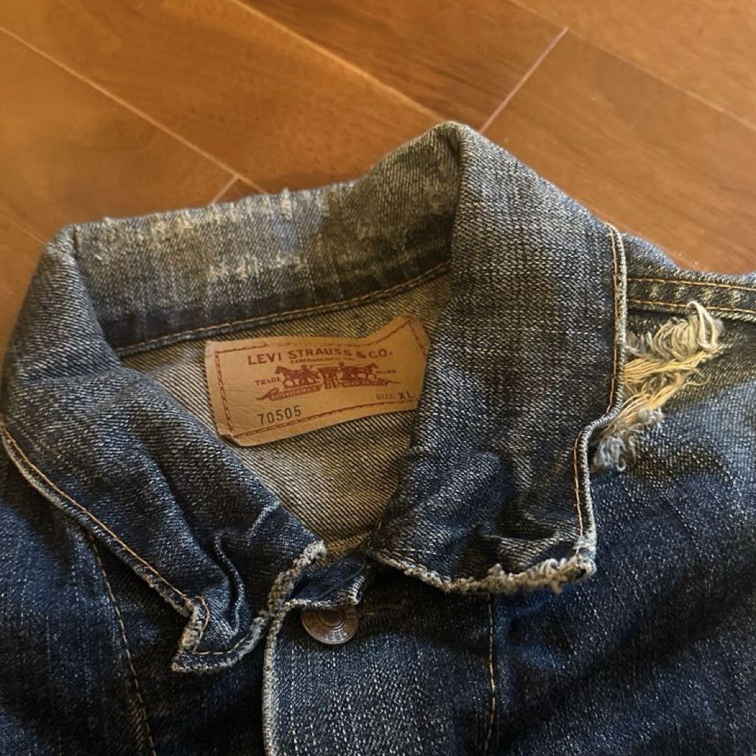 Levi's ダメージデニムジャケット