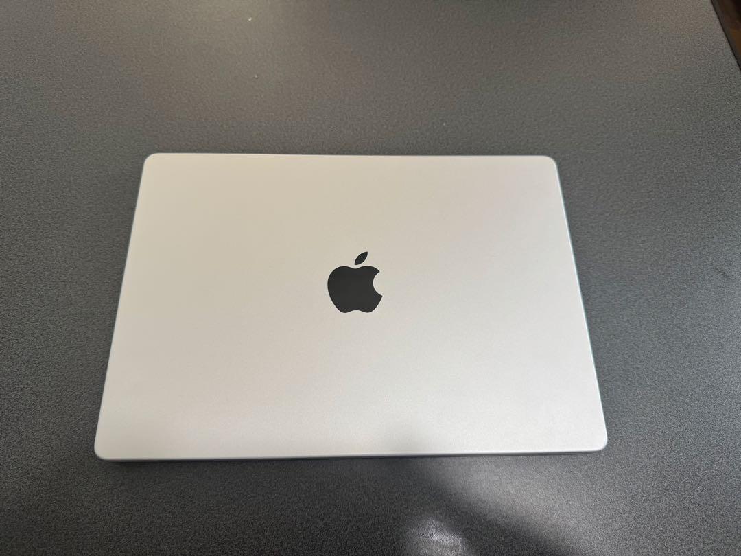 MacBook Pro シルバー 本体　ジャンク品 Apple MacBook Pro M3 シルバー ジャンク品 - メルカリ