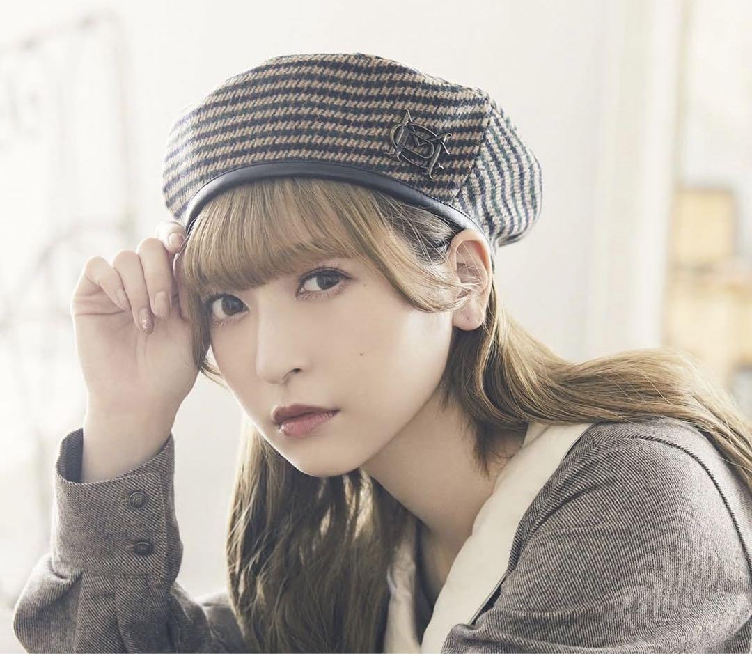 Maison de FLEUR canone 彼女の描くベレー帽