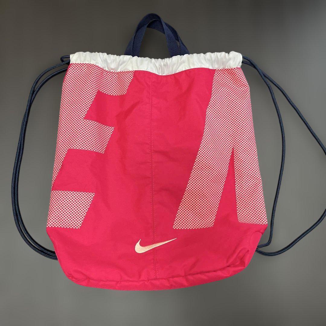 NIKE ナイキ Archive ナップサック ピンク ノームコア テック系 NIKE ナイキ Archive ナップサック ピンク ノームコア テック系