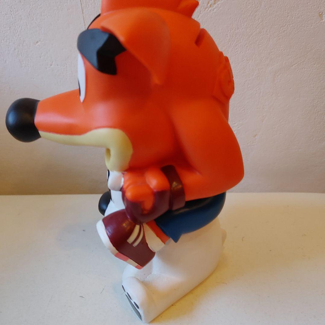 新品未使用！クラッシュバンディクー貯金箱 - メルカリ