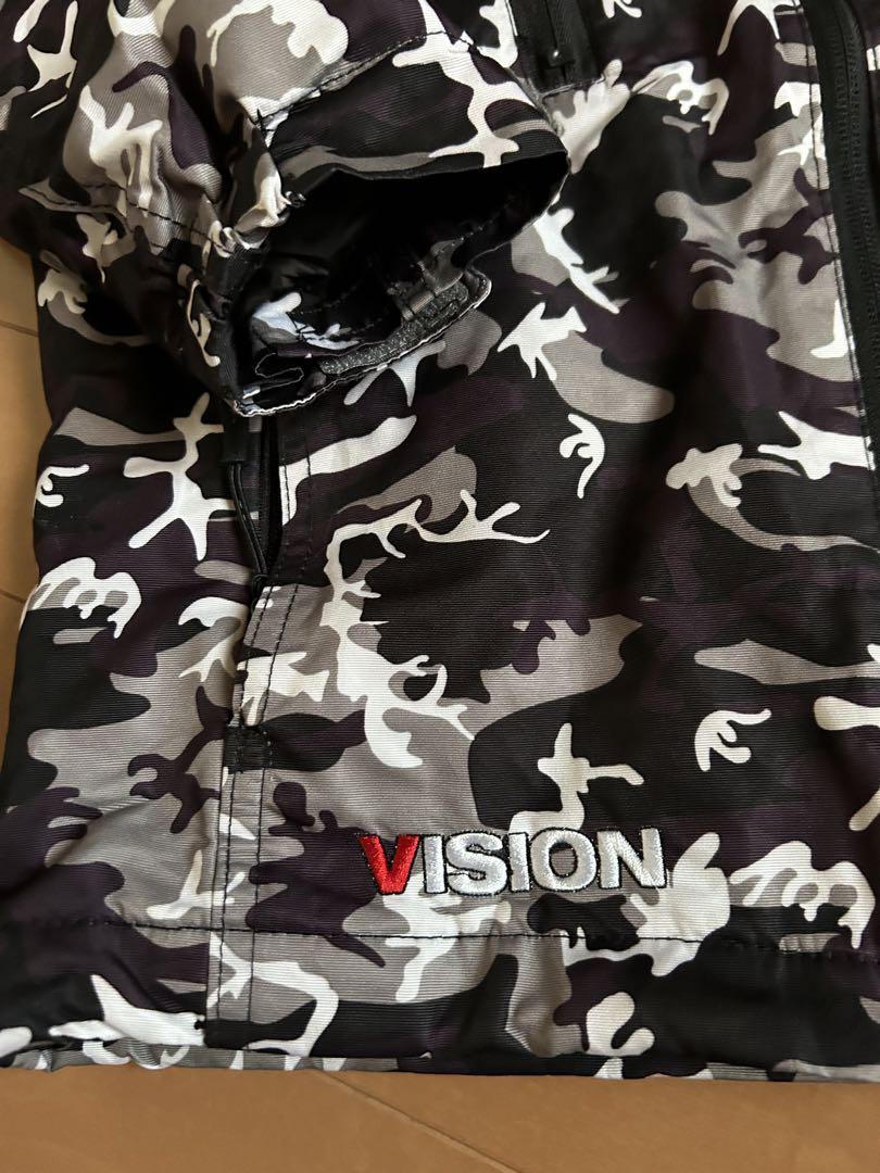 VISION 迷彩柄 スキーウェア 140 スノーボードウェア　スノーウェア