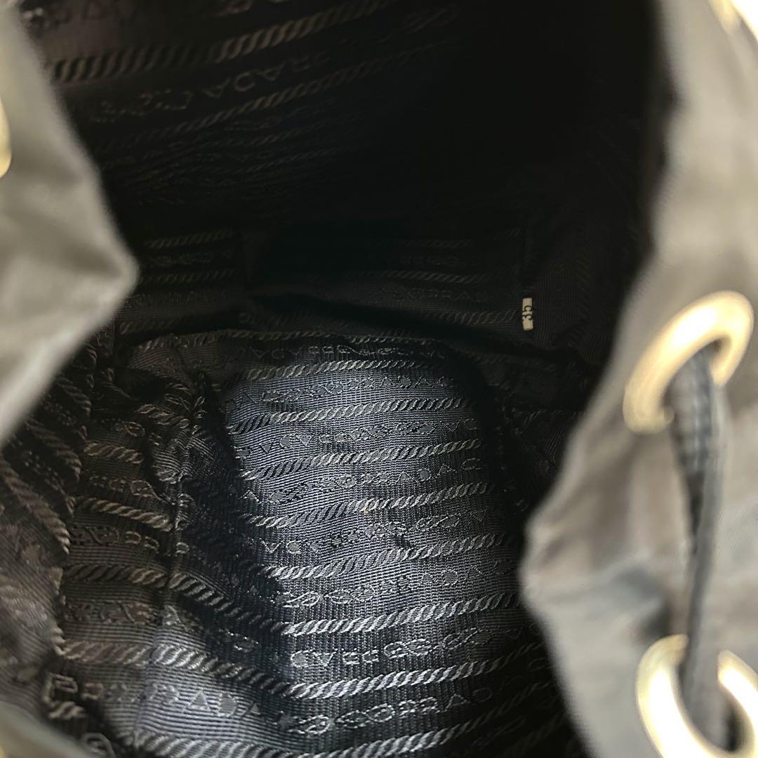 美品　PRADA プラダ　ミニリュック　ネイビー　ナイロン　レザー　バックパック