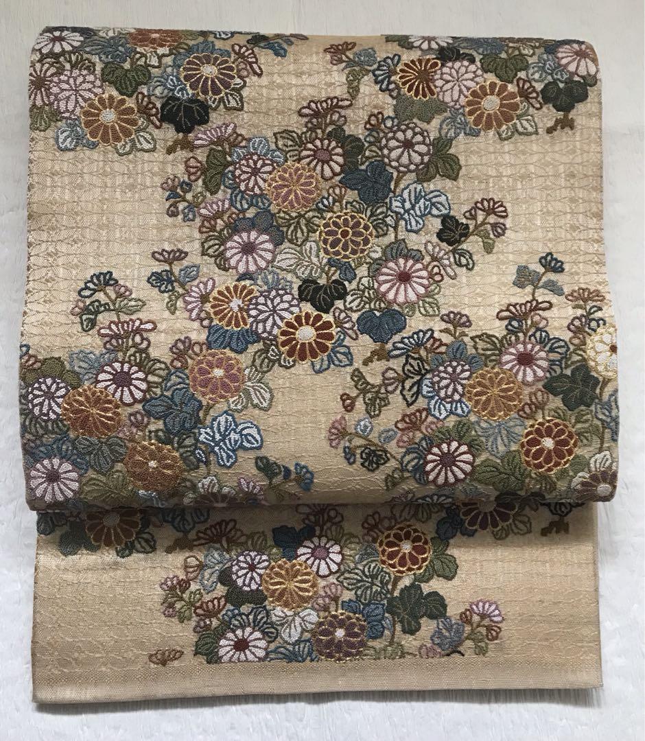 驚きの安さ 菊尽くしの夏の袋帯 繊細な相良刺繍 正絹 メルカリ - 夏帯 着物・浴衣