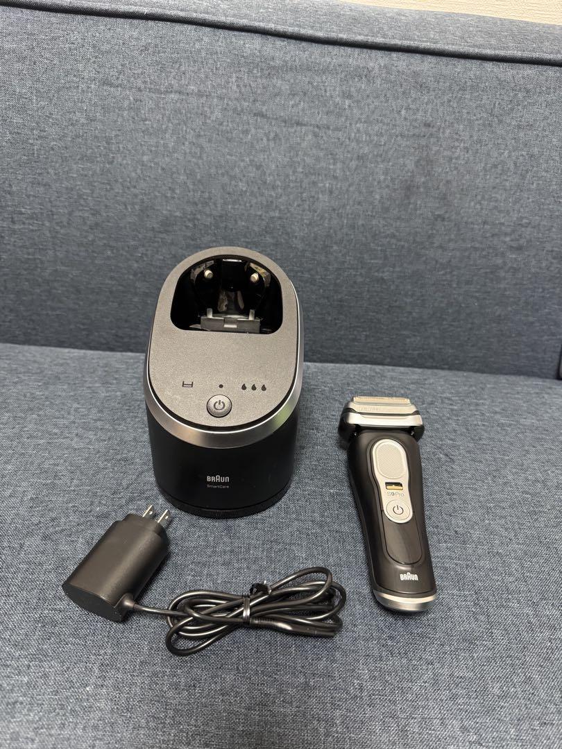 未使用 BRAUN Series9Pro 洗浄機付き シェーバー　S9PRO