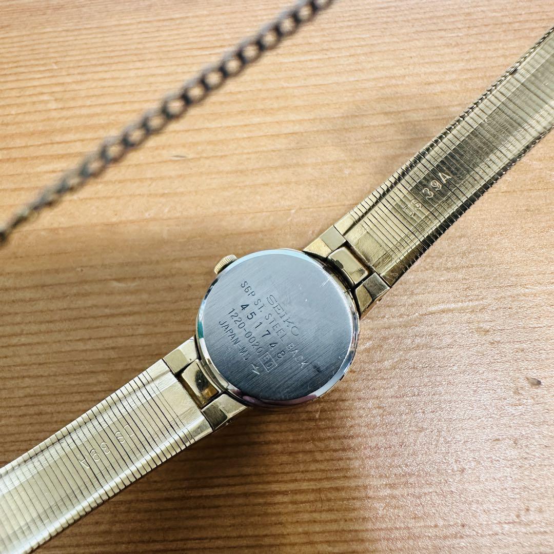 Seiko 1220-0020 白系文字盤 石付 ラウンド クオーツ Seiko 1220-0020 白系文字盤 石付 ラウンド クオーツ - メルカリ