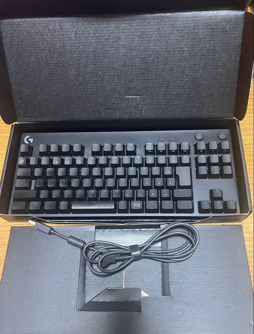 Logitech G Pro メカニカルキーボード 本体