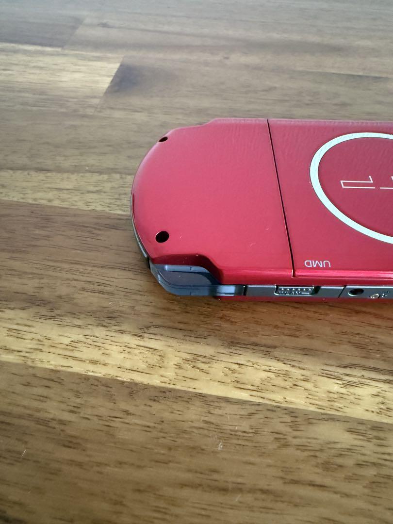 PSP PSP3000 ラディアント レッド　（ジャンク品）