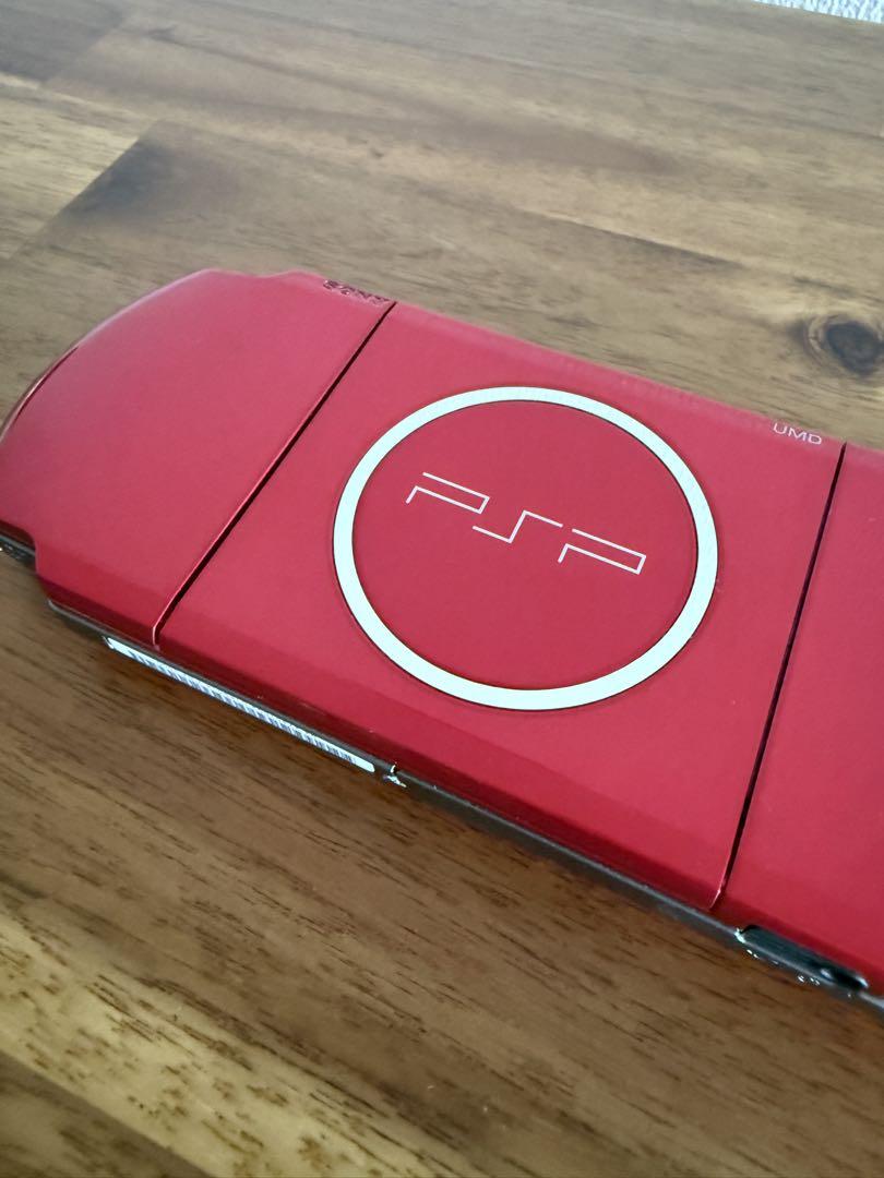 PSP PSP3000 ラディアント レッド　（ジャンク品）