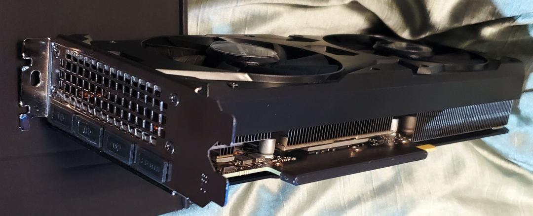 玄人指向 GeForce RTX 3060 12GB