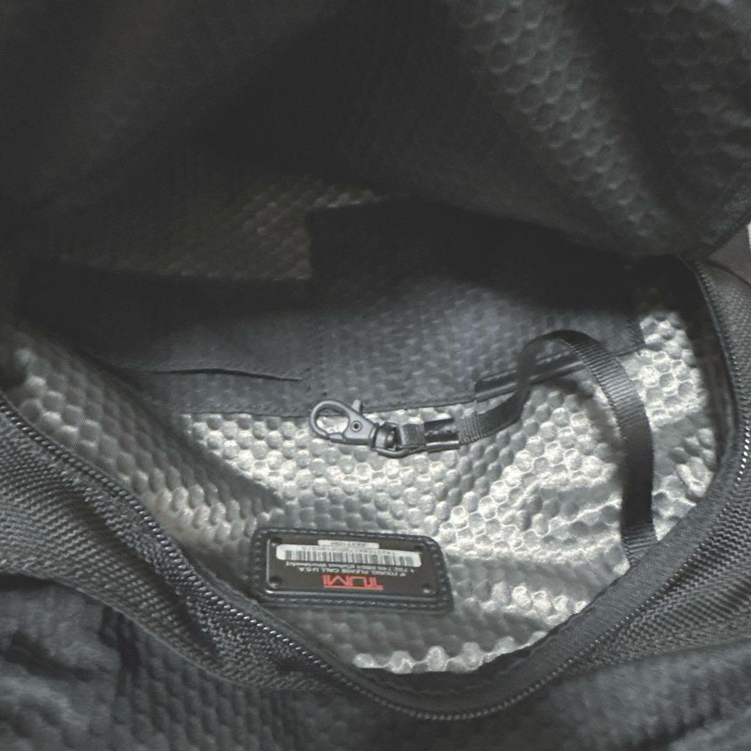 美品TUMI ALPHA BRAVO ミニメッセンジャーバッグ 22371DH