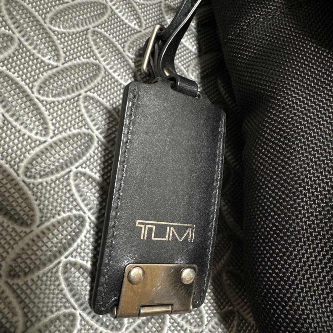 美品TUMI ALPHA BRAVO ミニメッセンジャーバッグ 22371DH