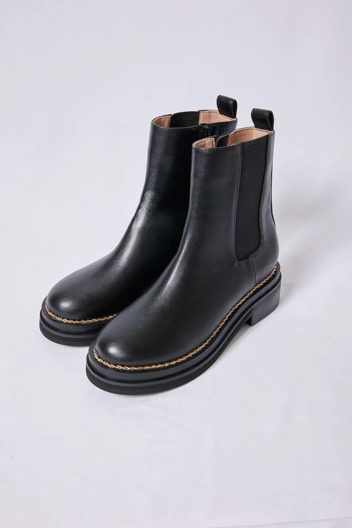 【新品】Herlipto Chelsea Chain Ankle Boots