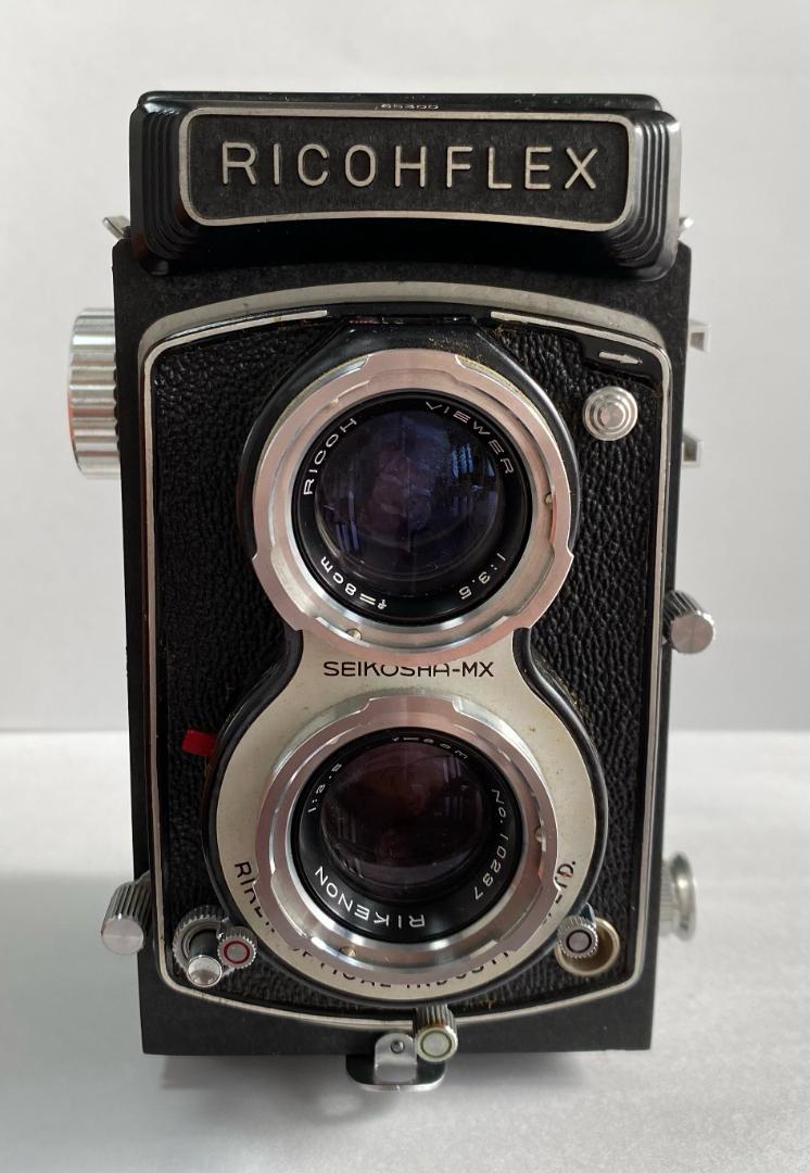 国産好評 値下げ 動作確認済み RICOH RICOHFLEX 二眼レフフィルムカメラ LBNrJ-m44277615723 新作入荷SALE