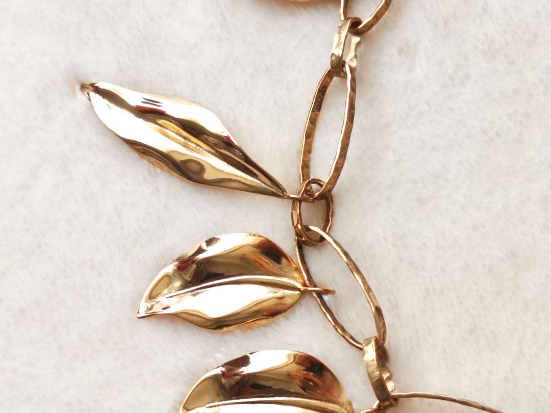 【限定セール！】 アルベルタ フェレッティ イタリア製 ネックレス 金色の葉モチーフ アクセサリー