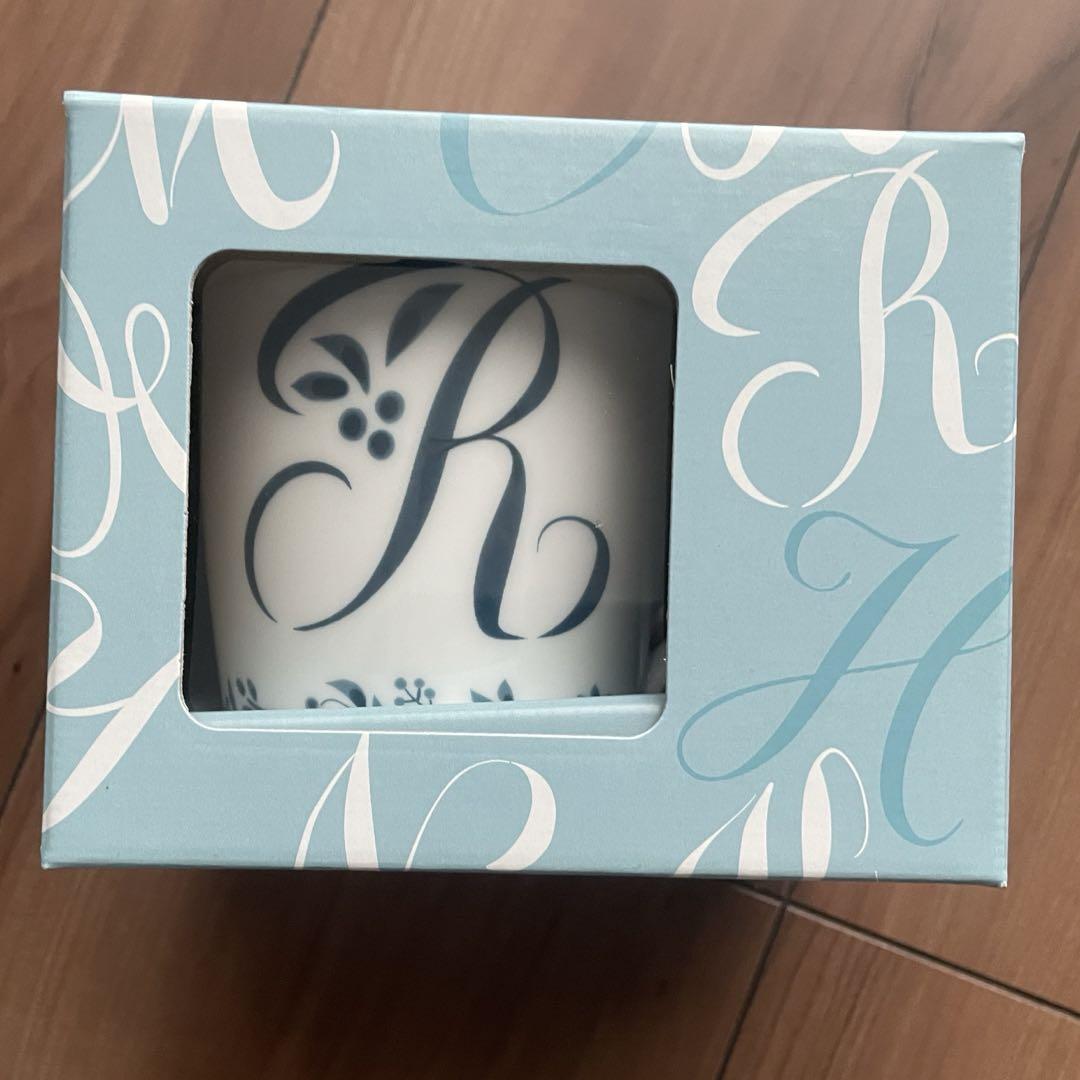 noritake イニシャルマグカップ R または E