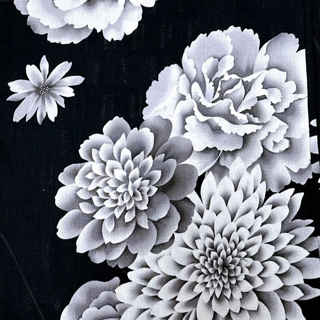 浴衣ジェンヌ 浴衣5点セット 黒地にグレーや白の花 花柄 浴衣