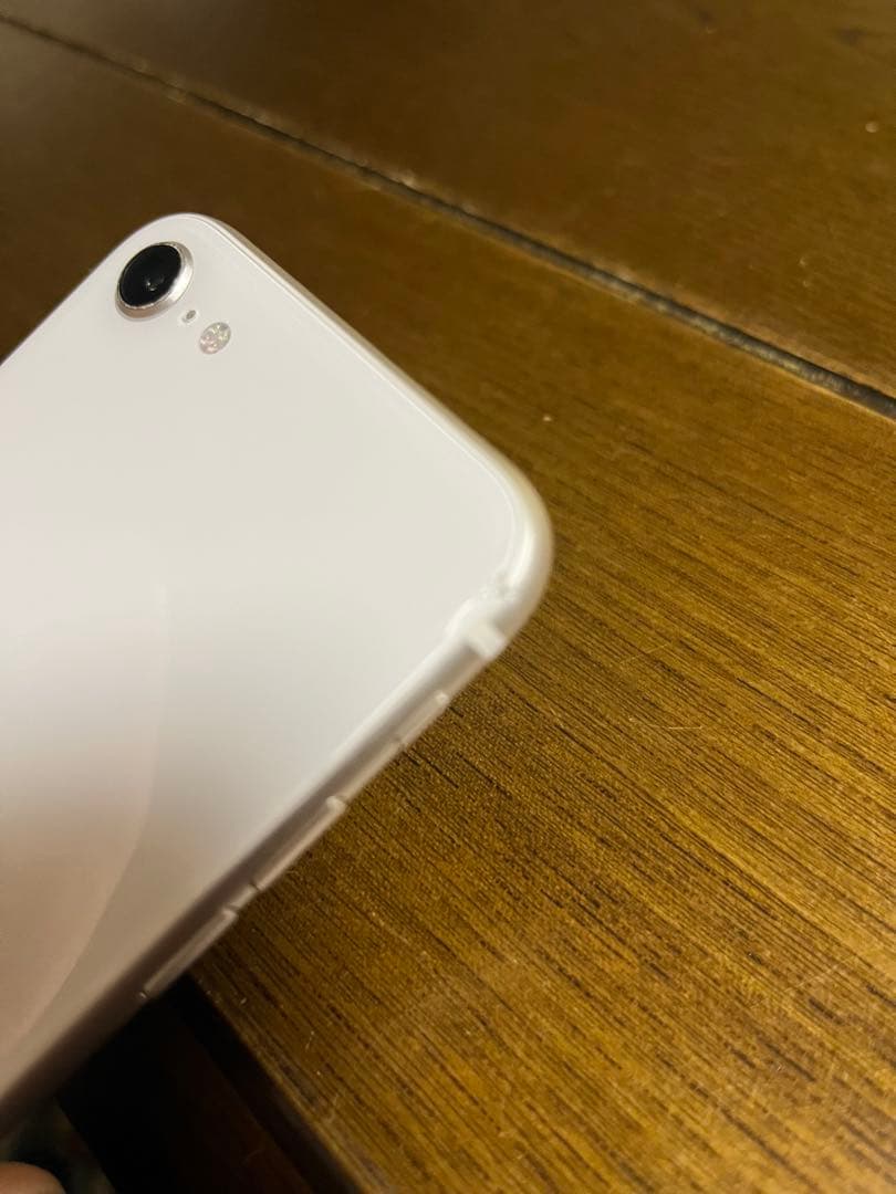 iPhone SE3 64GB ホワイト 画面割れ 動作確認済み SIMフリー iPhone SE3 64GB ホワイト 画面割れ 動作確認済み SIMフリー