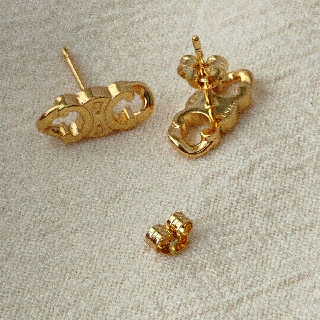 ゴールドピアス