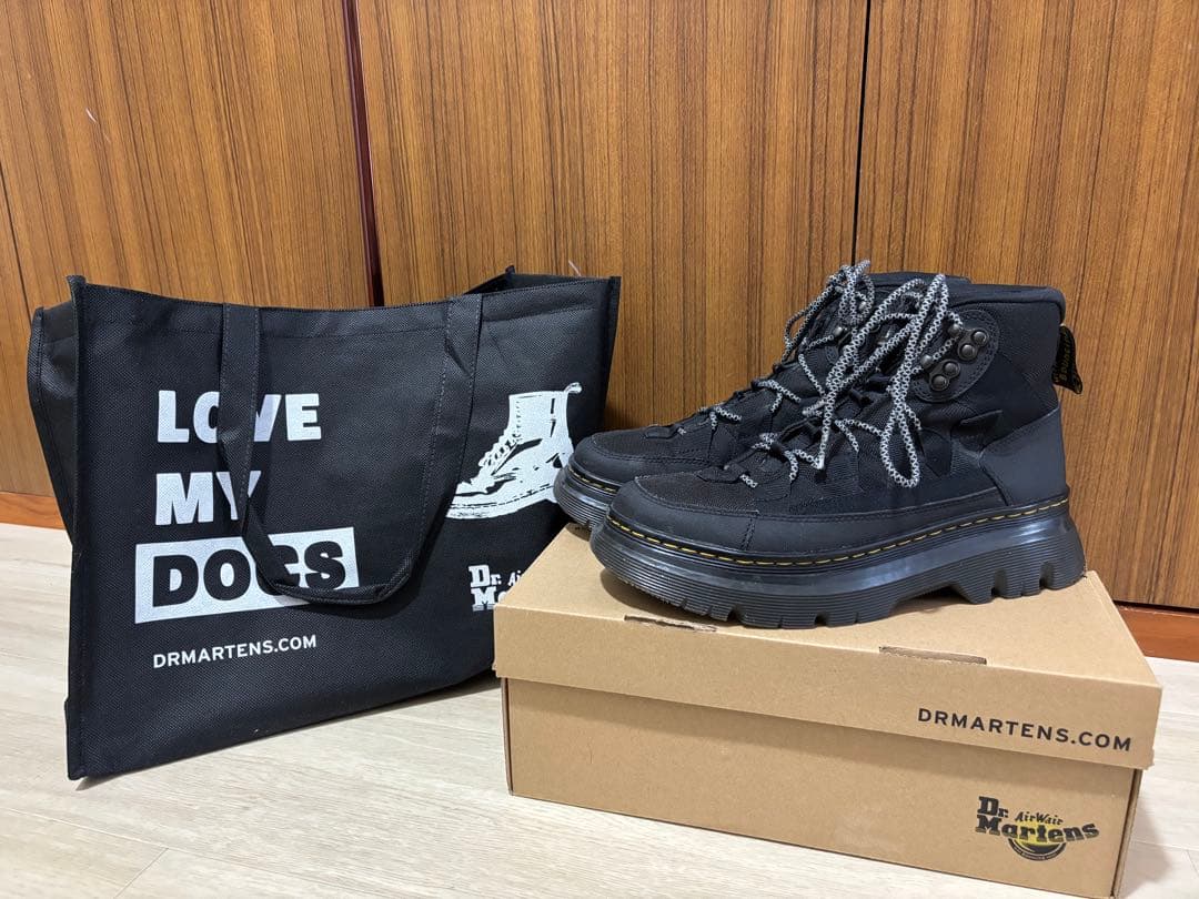 Dr. Martens ブラック ブーツ 箱•袋つき